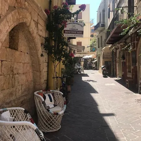 Lito בית הארחה